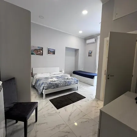 Bed and Breakfast San Gennaro In Porta à Naples Extérieur photo